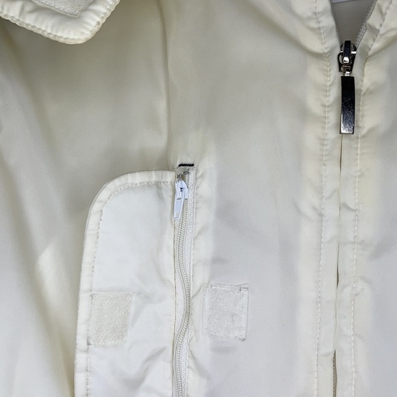 Hooded Winter Jacket With Belt - Off-White - Large - Picture 6 of 12